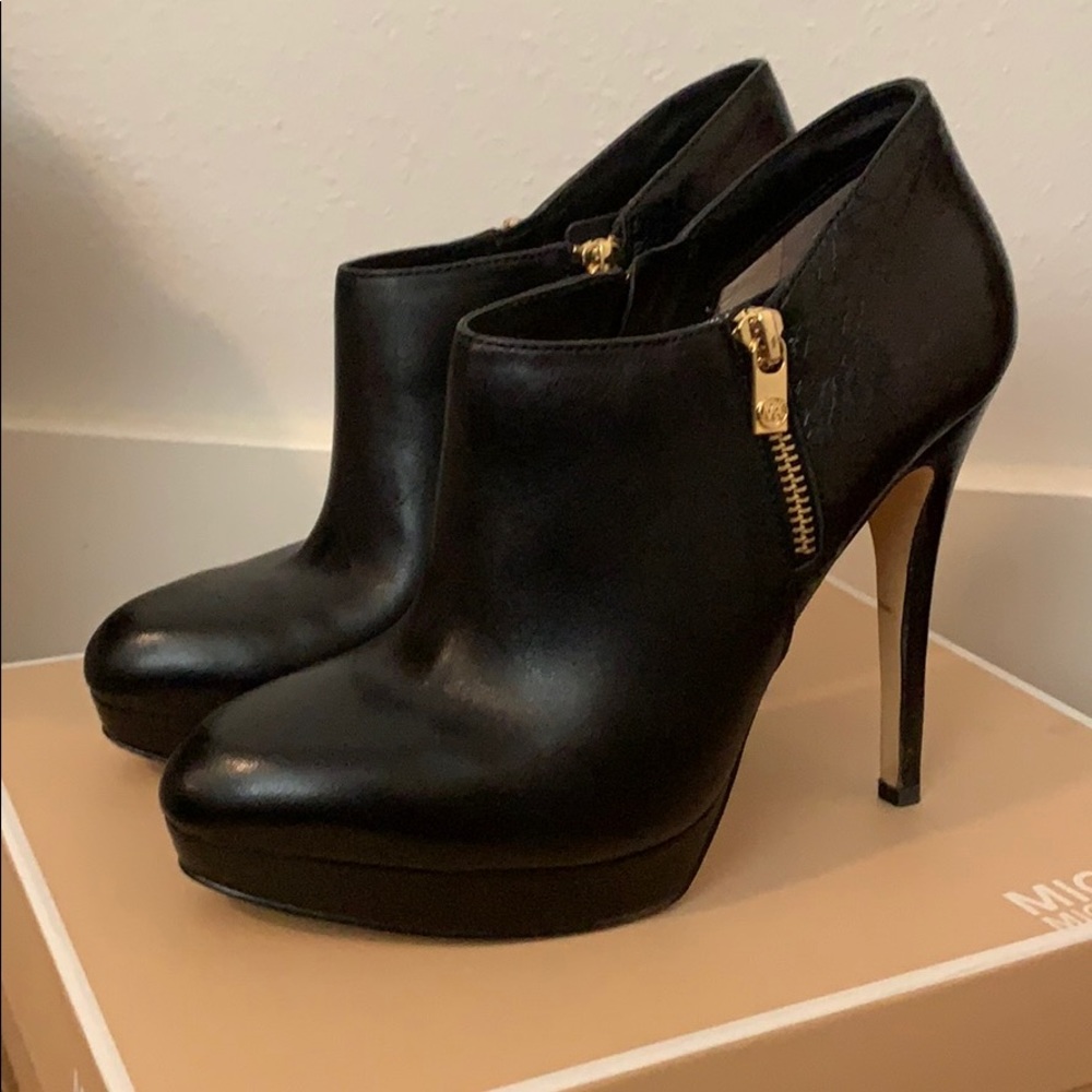 Michael Kora York Bootie